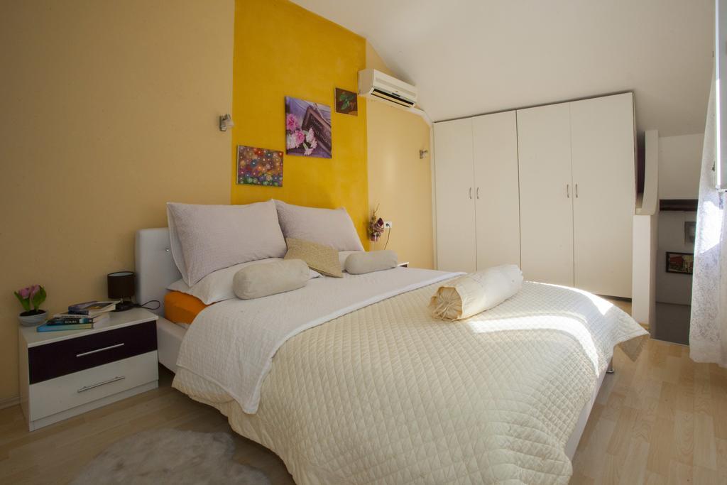 Apartment Welcome Спліт Екстер'єр фото