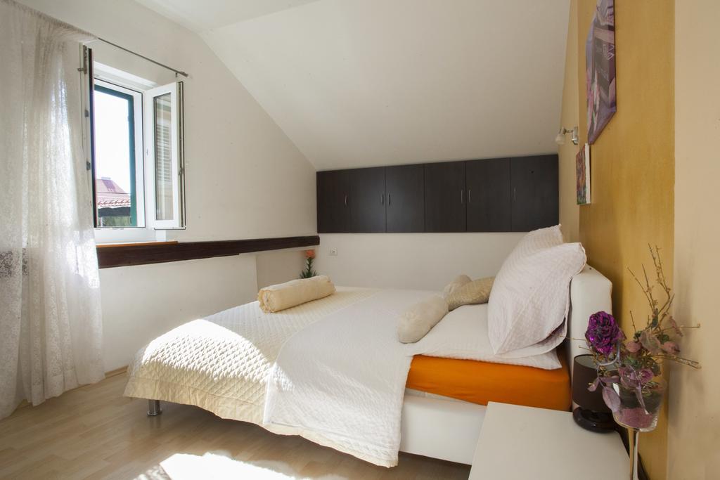 Apartment Welcome Спліт Екстер'єр фото
